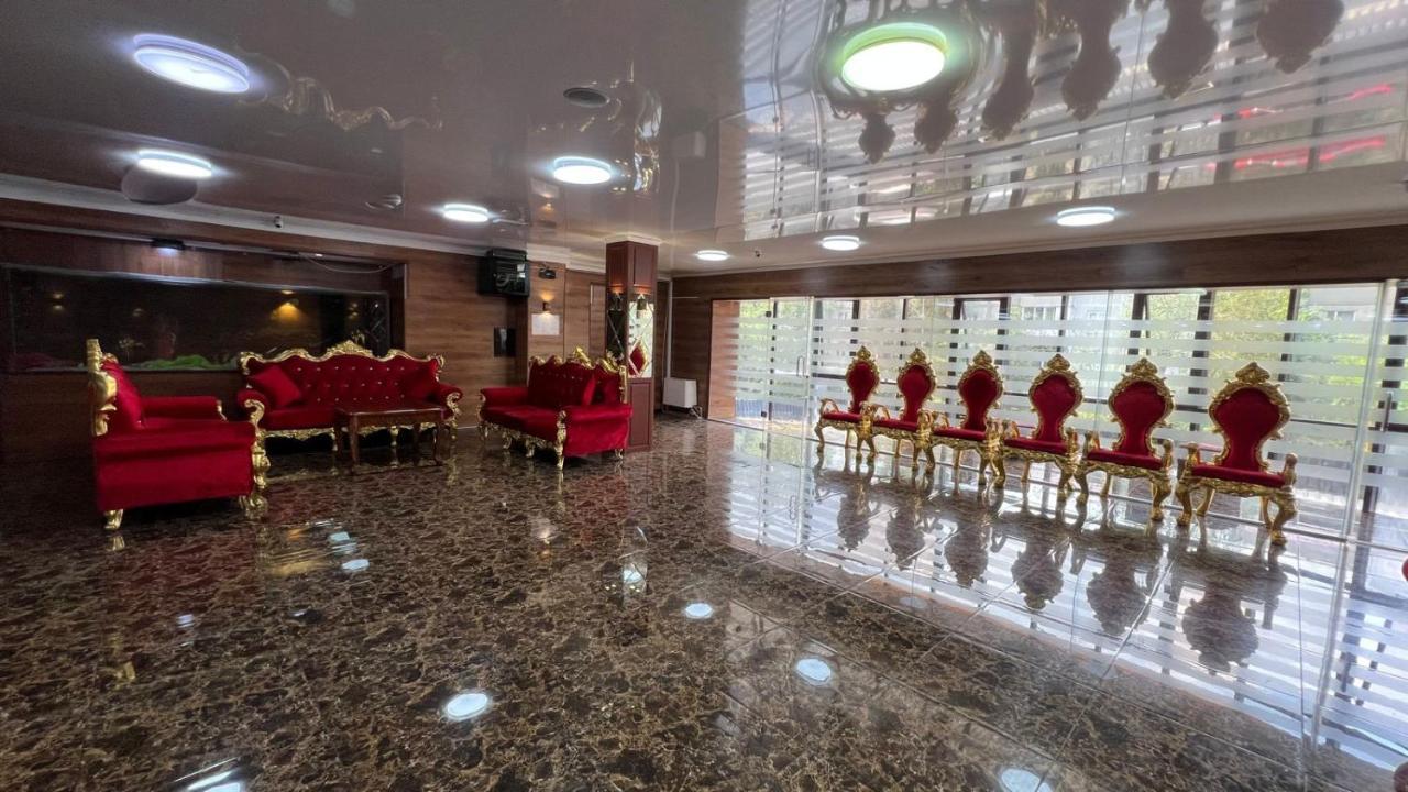 Hotel Vivaldis Almati Kültér fotó