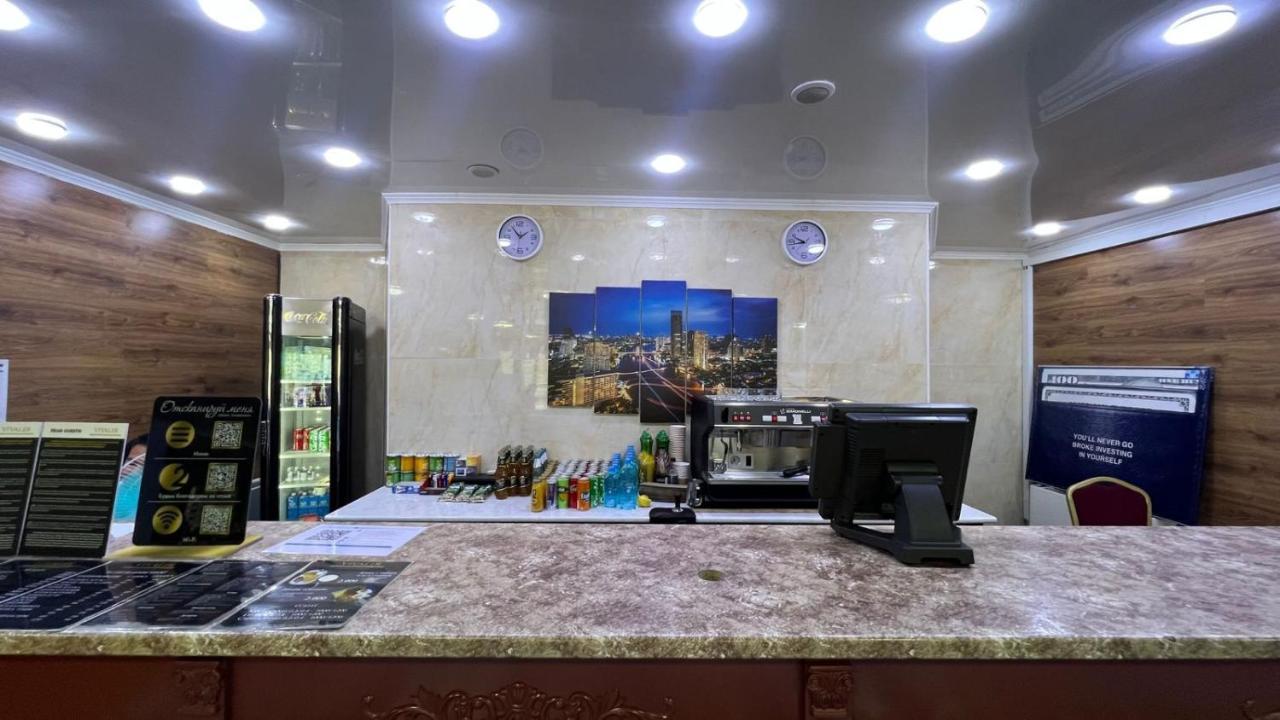 Hotel Vivaldis Almati Kültér fotó